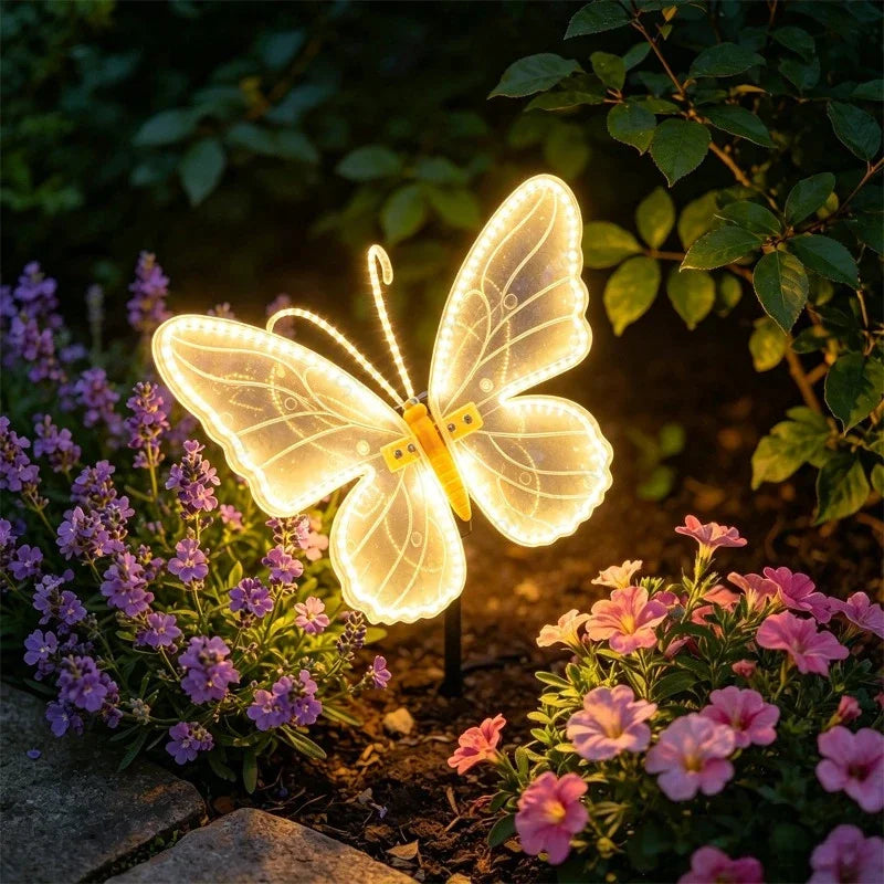 borboleta luminosa de led em luz quente entre flores