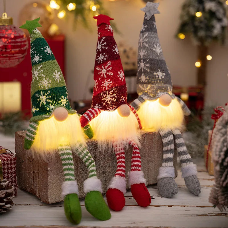 Gnomo de Natal Iluminado com Gorro de Tricô